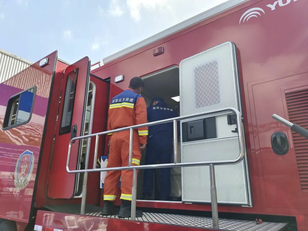 貼近實(shí)戰(zhàn)，高效保障！宇通專用車參加第十三屆全國礦山救援技能競賽裝備展