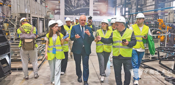 央視CGTN+人民日報高頻關注：宇通深耕海外多元發展