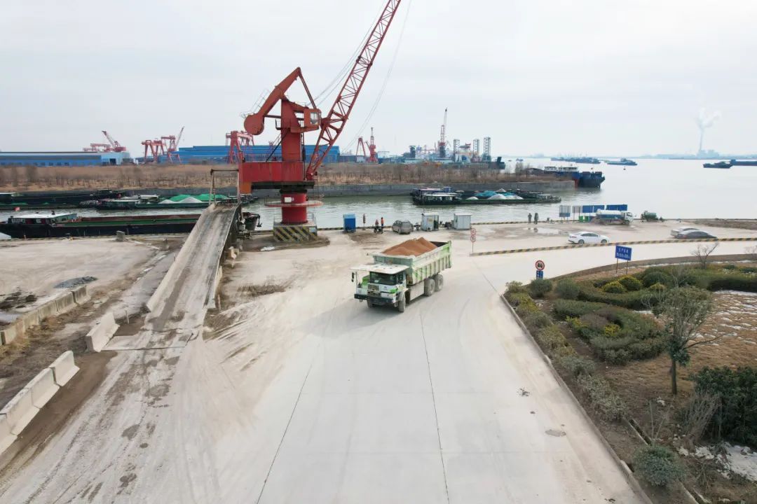 老友記 | 信任,是宇通礦卡與老友們共同書寫的傳奇 老友記 | 信任,是宇通礦卡與老友們共同書寫的傳奇