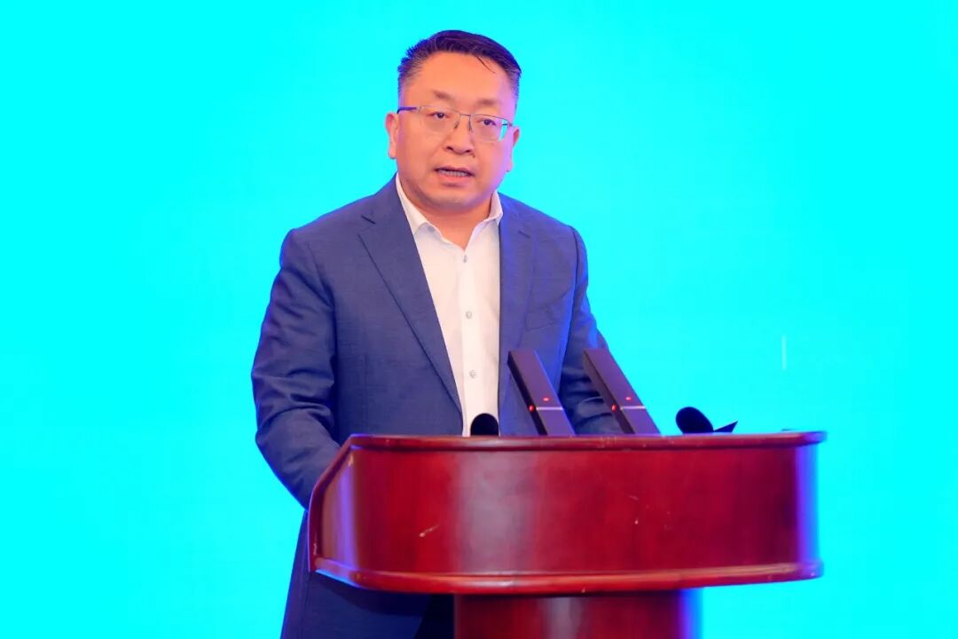 宇通向交建投交付200臺新能源輕卡并簽約500臺氫燃料訂單 圖片